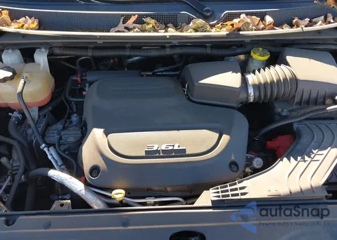 2017 Chrysler Pacifica Touring-L из США, поврежденный, VIN 2C4RC1BG2HR810004